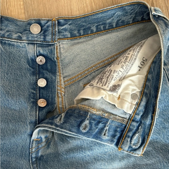 Levis 501 Distressed Jean Shorts - Picture 3 of 5